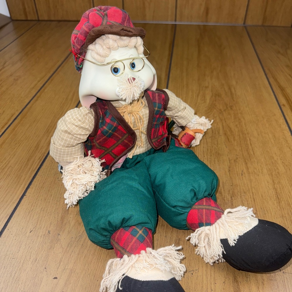 House of Lloyd Grandpa Shelf Sitter Figurine Doll Decorative‎ 1997